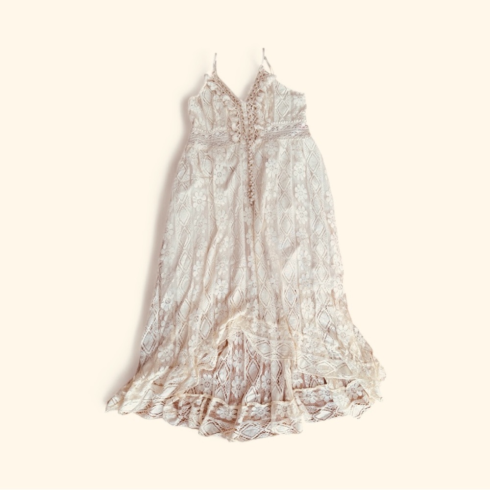 Elegant Lace Maxi Dress